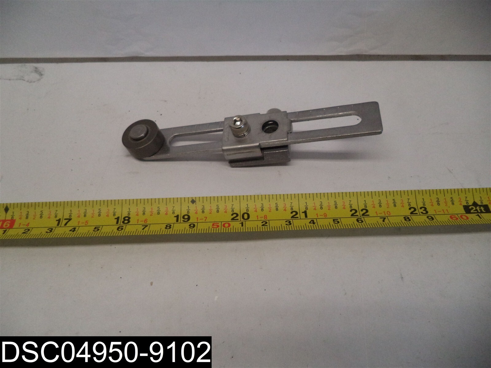 Omron Limit Switch Lever Arm, Actuator Type Adjustable Roller 4.84