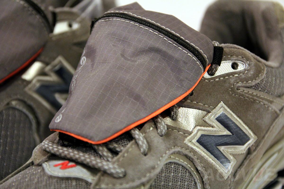 HOT! NEW BALANCE M2002RVA Pouch Castle Grey US 9 M2002R V1 Limited