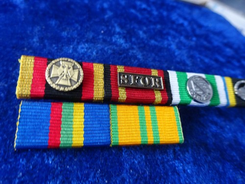A45-03 Bundeswehr Ordensspange Nato Flut SFOR Ehrenmedaille Marsch Litauen - Picture 2 of 4