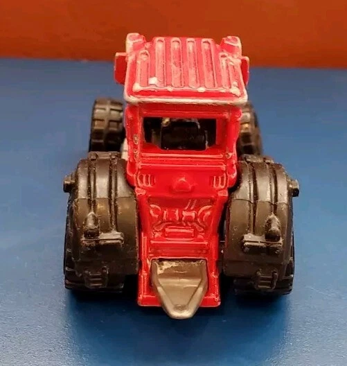2006 Red Matchbox Tractor Diecast Metal Vehicle Collectible Replacement Toy - Image 4 of 4