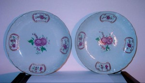 Pair of Chinese export rose Canton Famille rose18th century