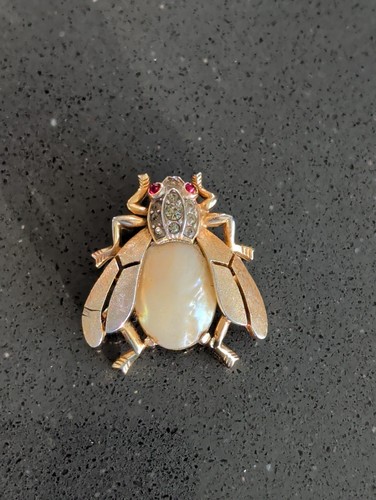 Vintage Trifari Alfred Philippe Faux Pearl Jelly Belly Bee Bug Insect Brooch Q96 - Afbeelding 1 van 7