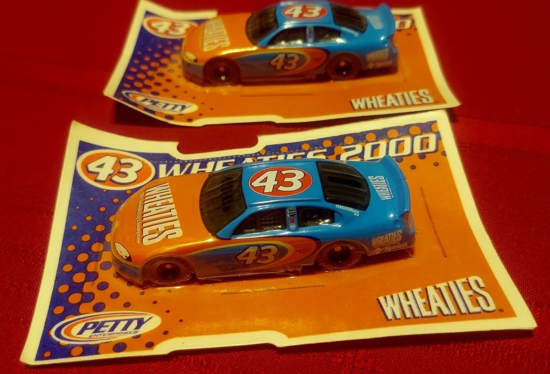 (2) VINTAGE RICHARD PETTY #43 WHEATIES 2000 NASCAR DIECAST TOYS, JOHN ADRETTI 