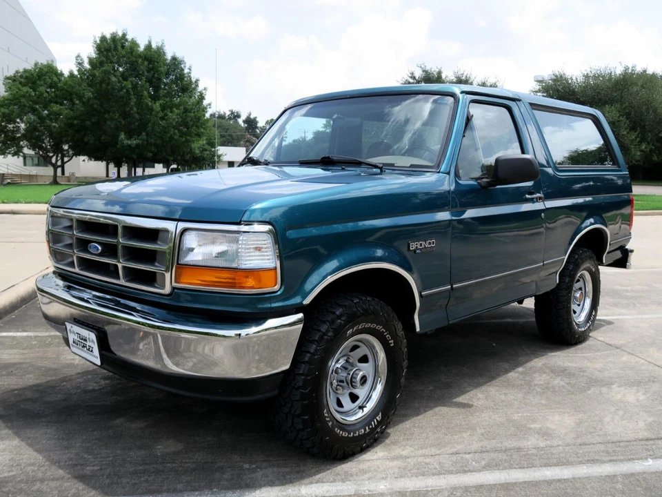Ford Bronco XL 1996 Foto 4 de 4