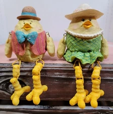 Vtg Anthropomorphic Chicks Birds Girl Boy Shelf Sitters Figurines 2004 WMG