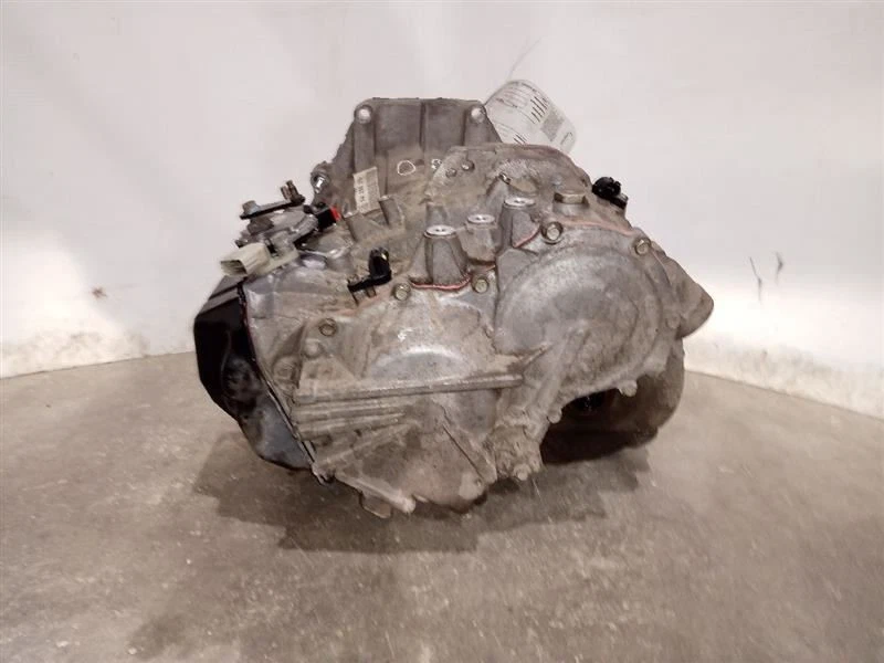 5-Speed Automatic Transmission Opt M45 from 2006 Chevrolet Equinox AWD 10071489 Foto 4 de 4