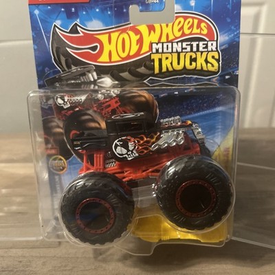 Hot Wheels Monster Trucks Bone Shaker Skull And Flames
