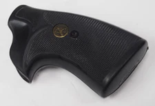 Pachmayr Ruger Redhawk Presentation Grips - Checkered Finish With Logo