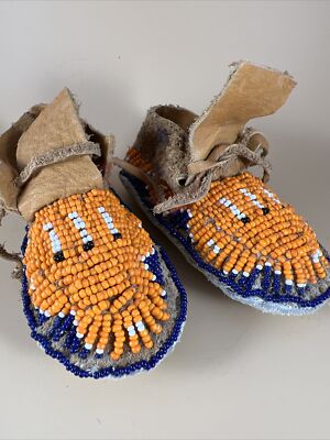 Vintage Native American Sioux Leather Beaded Infant Child Moccasins