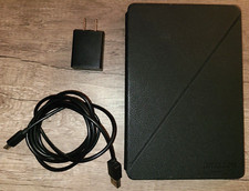 Amazon Kindle Fire HD 7 tablet 4th gen - bundle w magnetic case, cable, plug