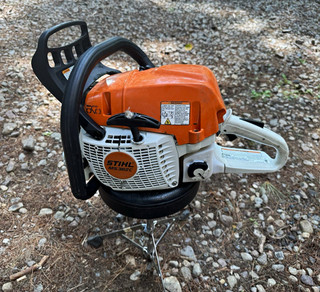 STIHL MS311 Gas Chainsaw w/ Chain Brake Anti Vibration Orange/White