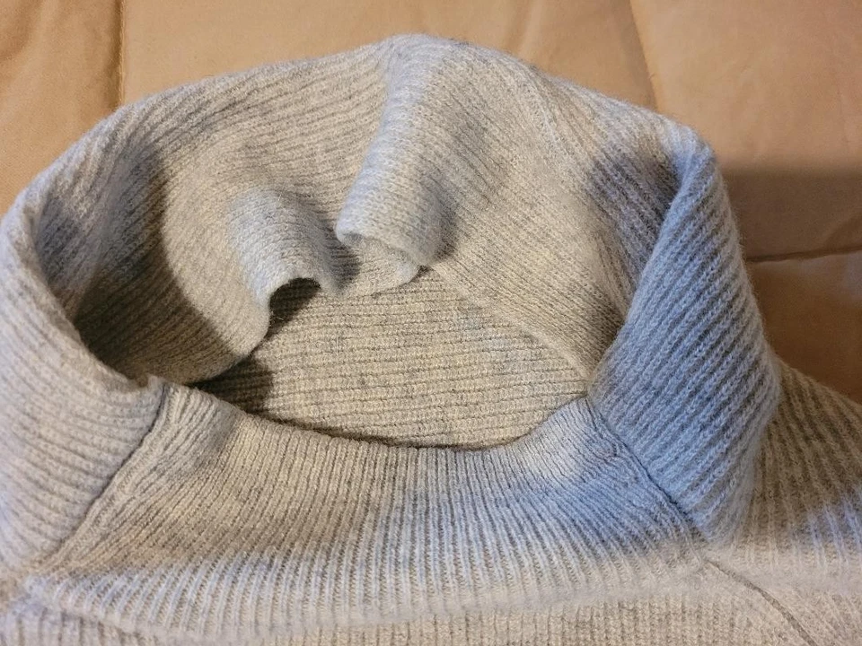 All Saints Cashmere & Wool Sweater L Heather Grey Mock Neck NICE!! - Image 4 of 4