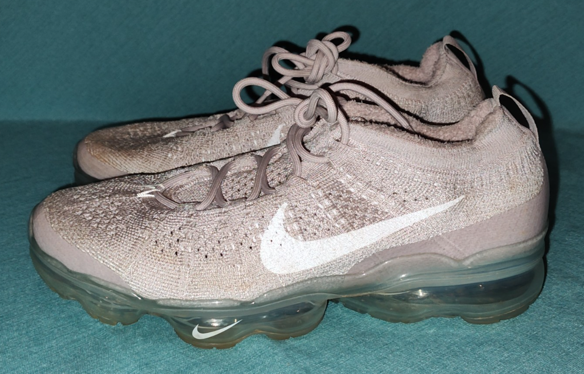 vapormax flyknit nude