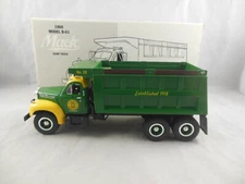 Scarce First Gear 19-2042 1960 Model B-61 Mack  Dump Truck L.G. Defelice 1:34 sc