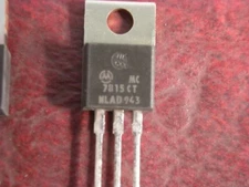 7 pcs:  MC7815CT - MOTOROLA 15 VOLT POSITIVE VOLTAGE REGULATOR- TO-220  PKG NOS