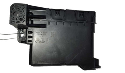 24-TWENTY FOUR- トリロジーBOX  1.2 4 in. Square Box, Welded, 1-1/2 in. Deep, Nine 1/2 in. KO's