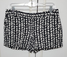 Ann Taylor LOFT Shorts size 6 Black White Linen Cotton Short Size 6---- Q-12
