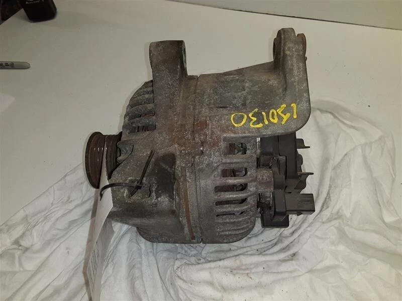 Conjunto de alternador BMW 525i 530i 2004-2005 OEM Foto 2 de 2