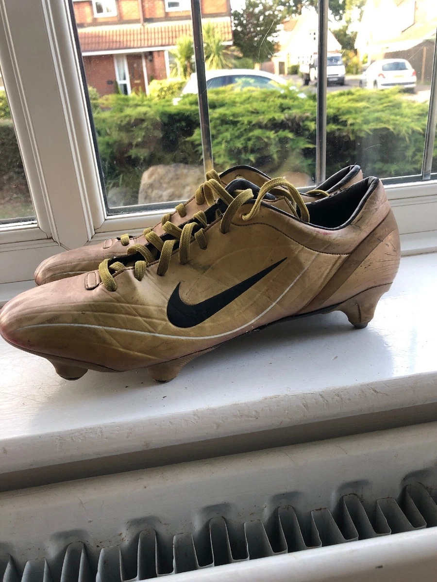 Nike football sales boots size 11