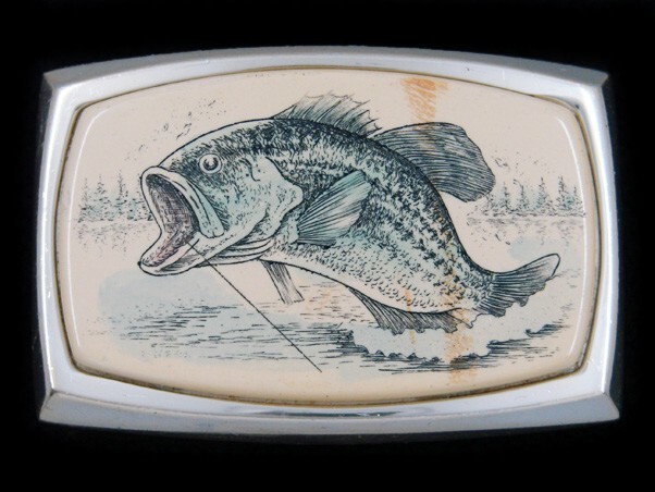 SK01159 VINTAGE 1970s **LARGE MOUTH BASS** FAUX IVORY ARTWORK FISHING BUCKLE