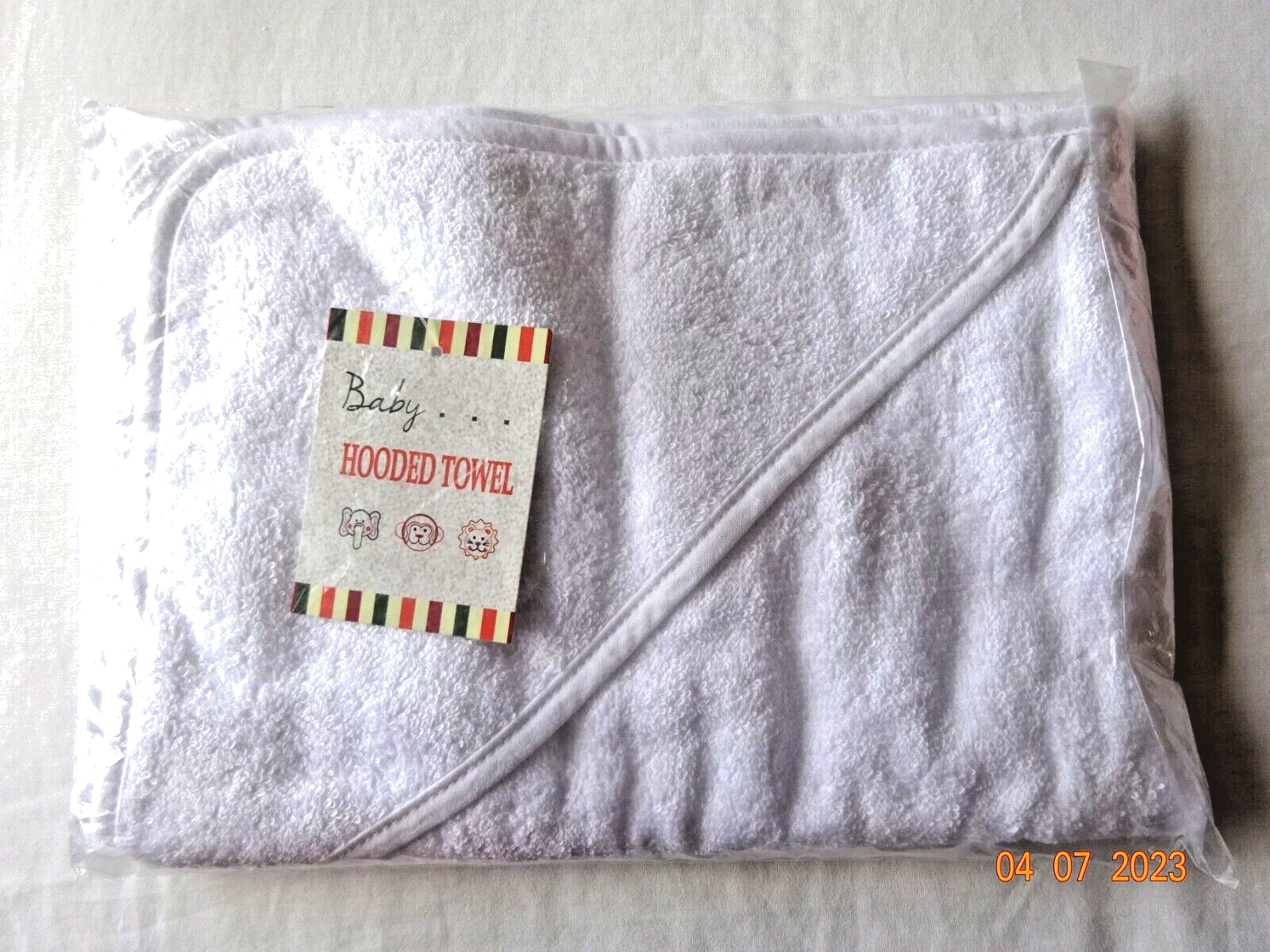 Boy Girl Baby Bath Soft Towelling Hooded Towel Hood White Robe 60 cm x 60 cm