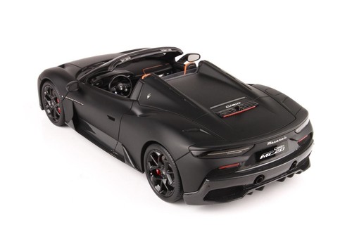 BBR 1/18 MASERATI MC20 CIELO MATT BLACK & DISPLAY CASE-Limited 40pcs - Picture 5 of 8