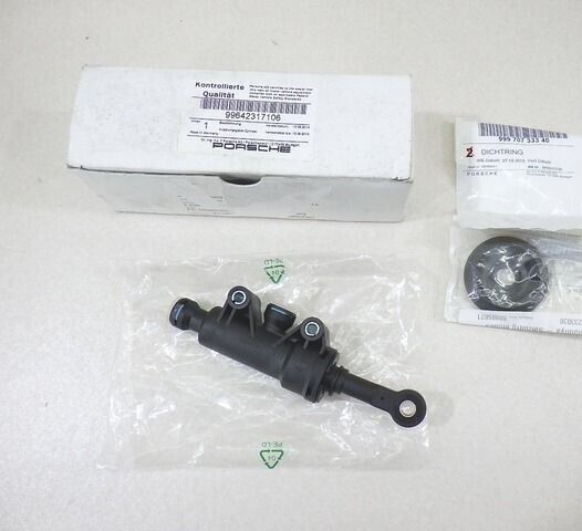 Porsche Genuine 996 911 GT3 Early Master Clutch Master Cylinder Single Unit New