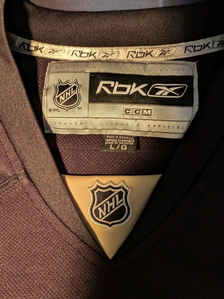 Camiseta deportiva de hockey negra NHL Reebok Pittsburgh Penguins Evgeni Malkin Home, talla L Foto 3 de 4