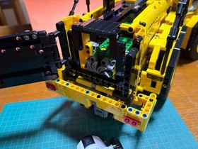LEGO Technic Volvo L350F Wheel Loader 42030 In 2014 from Japan Used