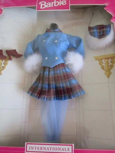 NEW BARBIE FASHION AVENUE INTERNATIONALE SCOTLAND SNAPSHOTS 18106