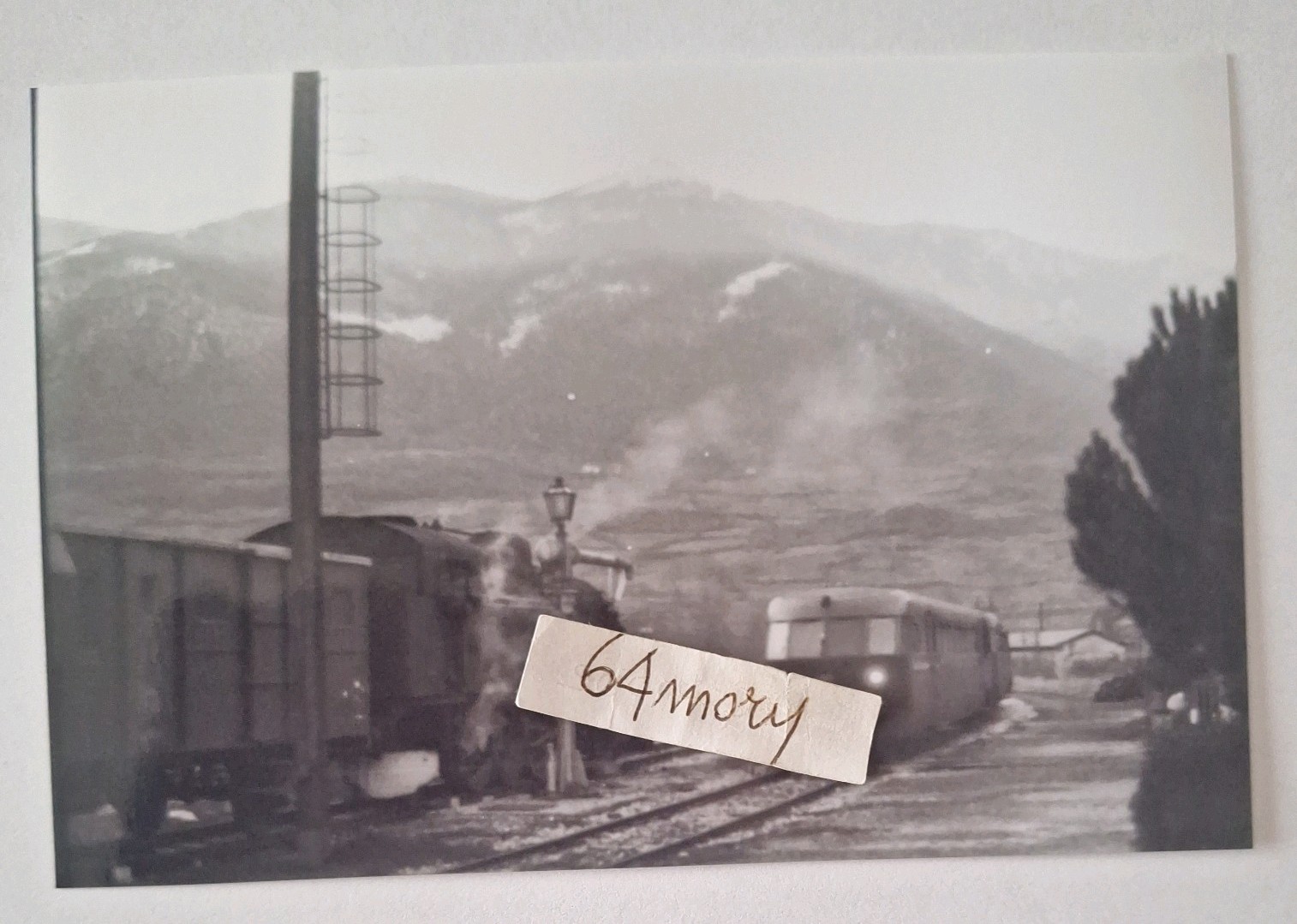 Fotografia Stazione di Castel di Sangro Locomotiva a vapore FS Gr 940.004