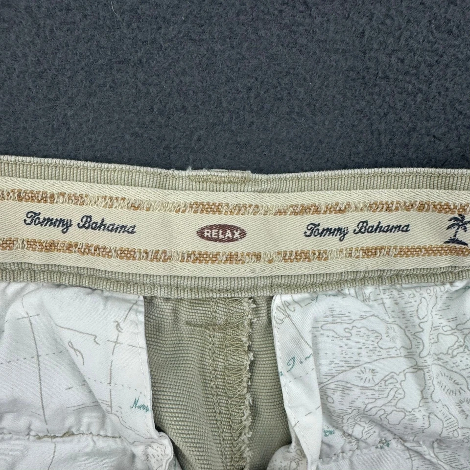 Tommy Bahama Shorts Mens Size 35 Beige Relax Cargo Casual Outdoor - Image 2 of 4