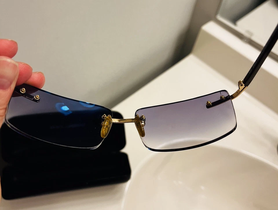 Dolce and Gabana Fashion glasses. Slight Tint! Retro Fashion - Image 4 of 4