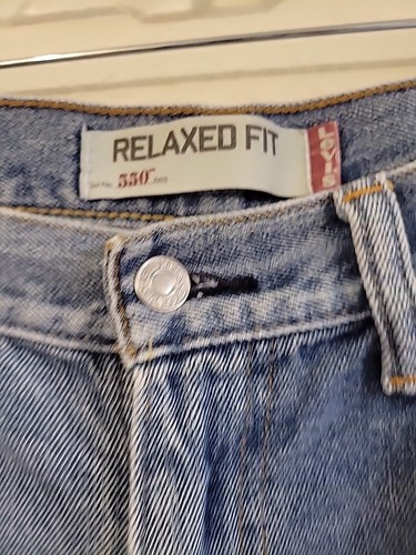 🤘Vtg Levis 550 Jeans Mens 34x30 Blue Relaxed Fit Light Washed! Nice Condition🤘 - Picture 2 of 24