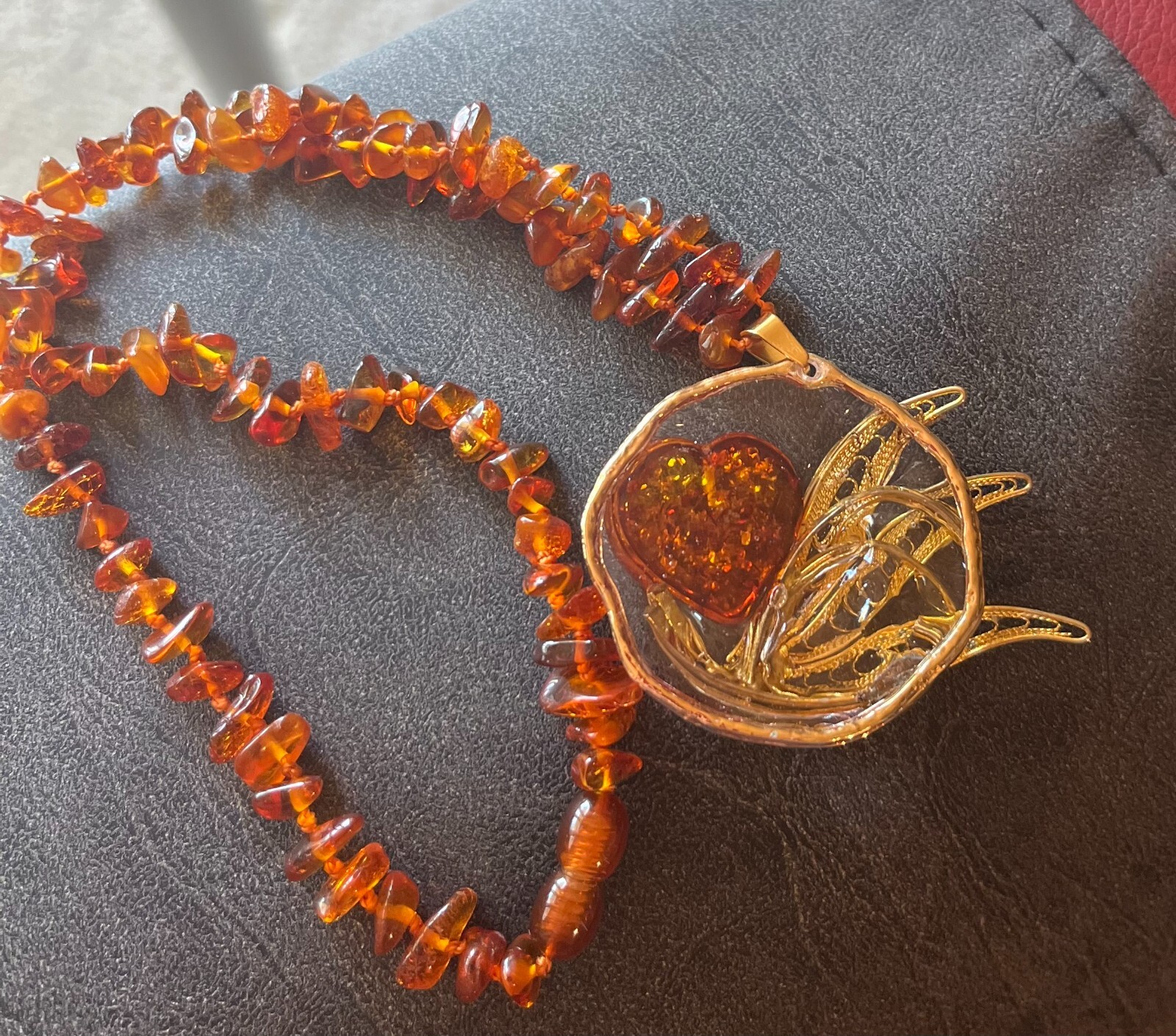 Squids Halskette Mit Geheimfach - Kreuz-Anhänger 3D Design