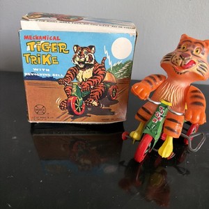 Vintage 1960s Marx Windup Esso Tiger on Trike Japan MIB Working With Orig. Box