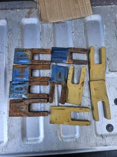 LOT OF 10 1650 AUGER TOOTH NOS 1650 DIRT TOOTH LOT of 10 teeth FREE SHIPPING - Picture 5 of 6