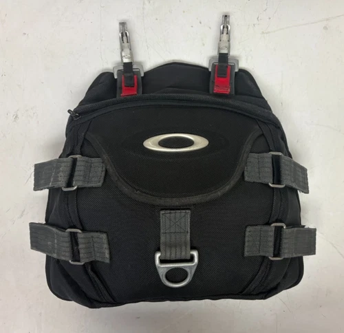 Oakley Tactial AP Adjustable Payload Luggage/Backpack Accessory Clip-On Bag