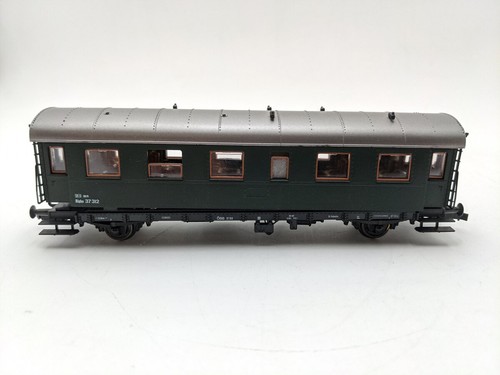 Vagón de pasajeros Roco 4203B HO Ferrocarriles Federales Austriacos #37312 | Condition: Used