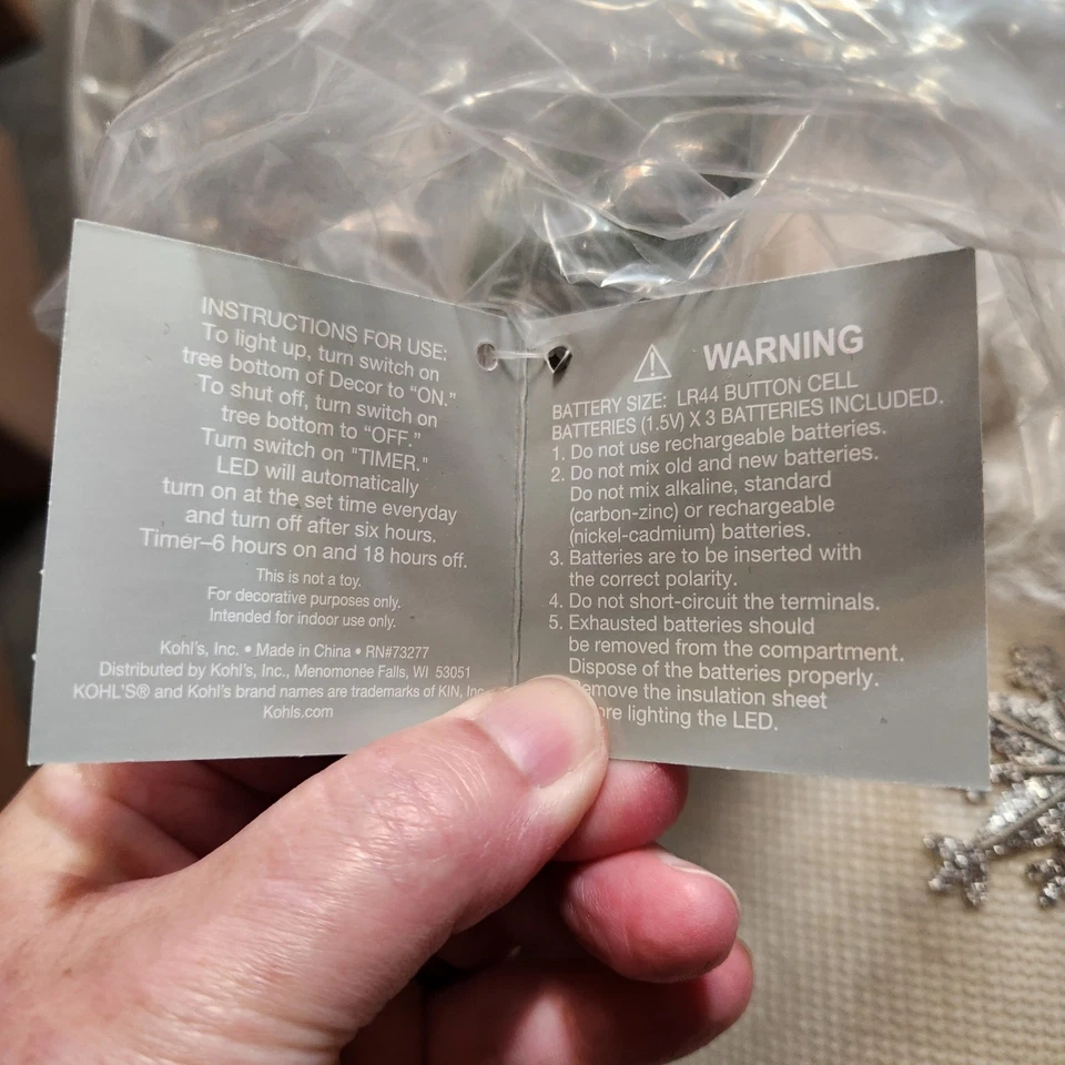 ST NICHOLAS SQUARE Jingling Juniper Santa Cream Green Lighted Christmas Tree - Image 3 of 4