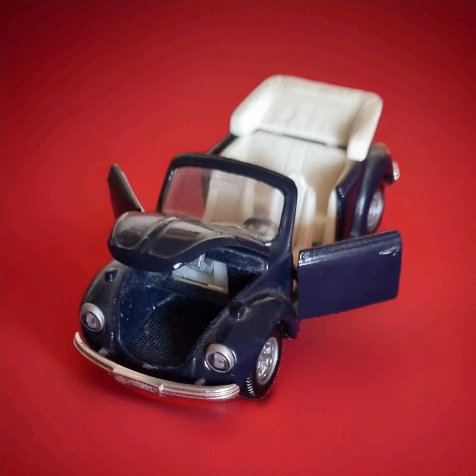 VOLKSWAGEN 1303 CABRIOLET - Siku Scala 1/43 - Immagine 2 di 4