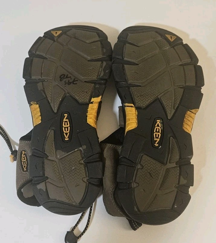 Sandali da trekking impermeabili KEEN da uomo taglia 10 Newport bisonte in pelle marrone