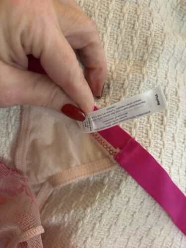Plus Sz 26/28 Cacique Thong Pink Magenta Floral Lace Embroidered Panty Pretty - Picture 3 of 4