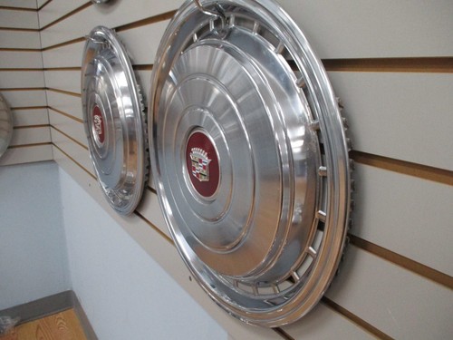 1978 CADILLAC DeVille Wheel Cover Hubcaps OEM SET 78 2029 - Picture 9 of 10
