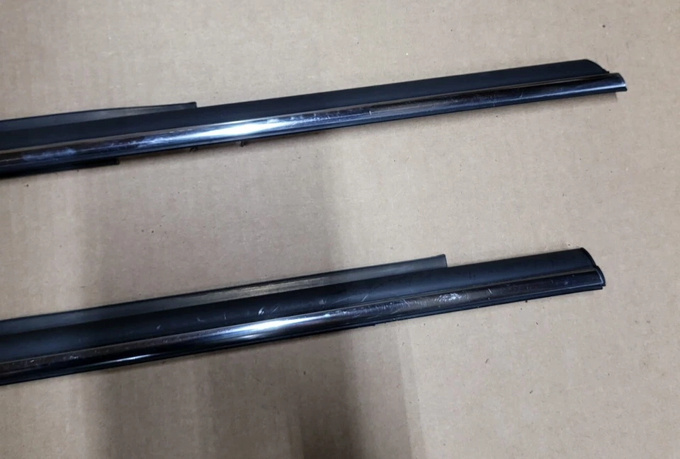 1994-1996 Buick Roadmaster Exterior Door Window Sweep Belt Trim Molding Rear Foto 3 de 4