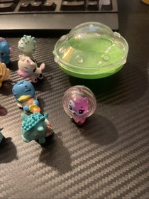 Lot of 28 Hatchimals CollEGGtibles Mixed Lot Mini Toys Figures Animals Saucer