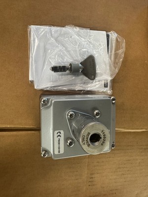Fortress Interlocks S-CLIN-A02022-EM Trapped Key Safety Switch 20A AC Open Box U