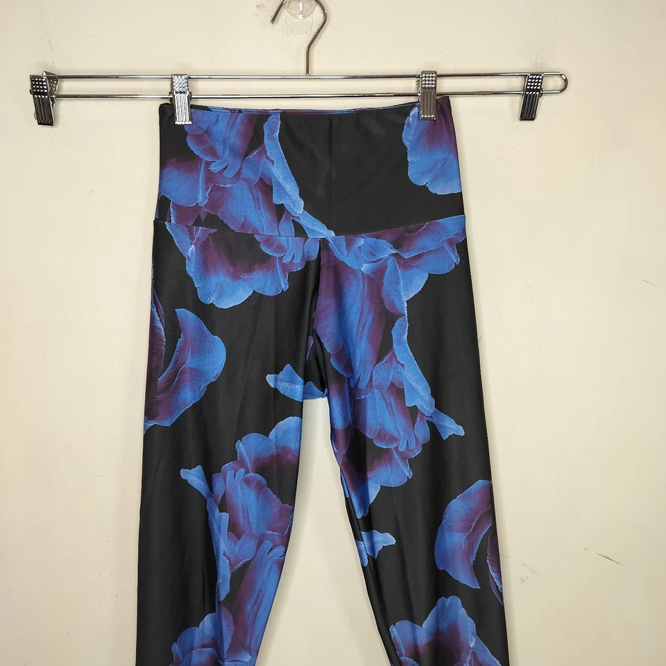 Leggings Onzie Estampado Floral S Pequeños Para Mujer 7/8 Largo Azul Púrpura Negro Foto 2 de 4