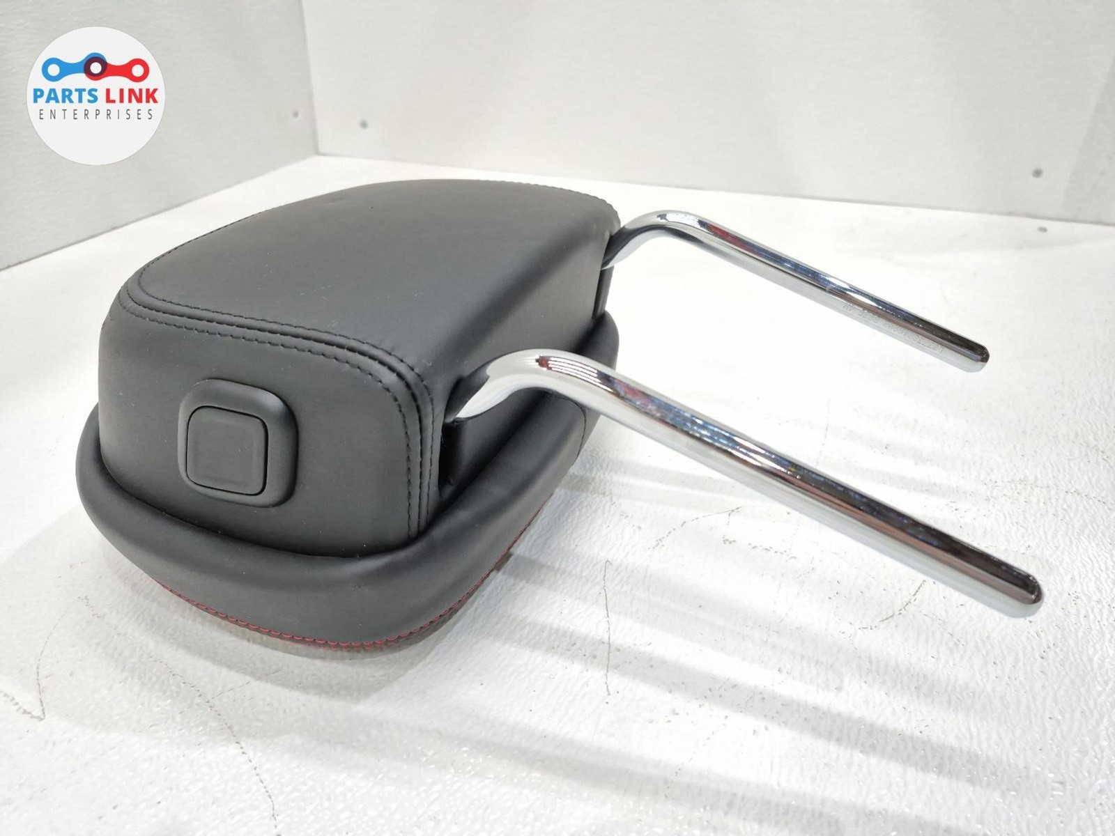 2017-20 MASERATI LEVANTE FRONT SEAT HEADREST HEAD REST LEATHER BLACK RED M161