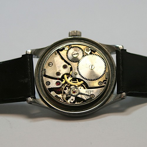 Review Sport Military Watch Good Condition - Picture 9 of 10